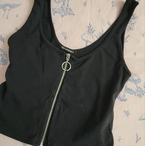 Black Zipper Crop Top